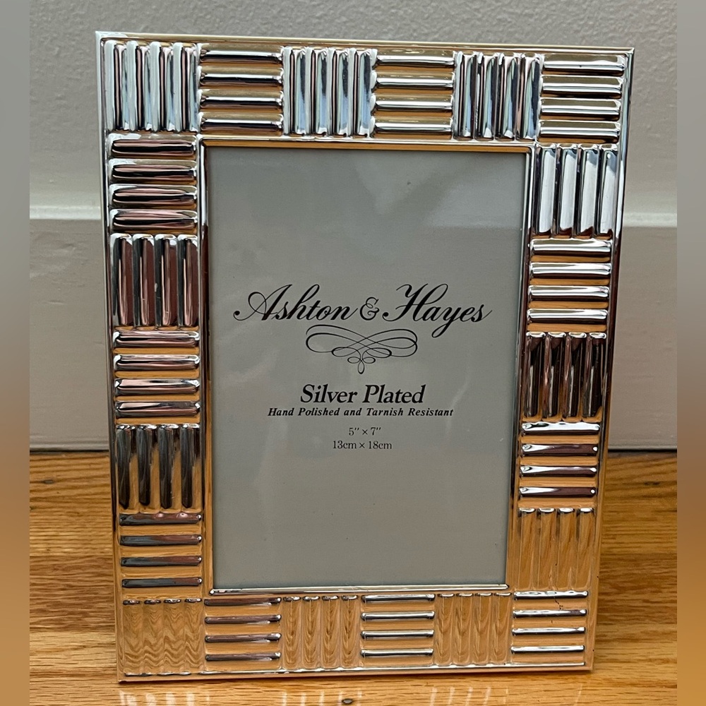 Ashton & Hayes Silver Plated 5x7 Picture Frame